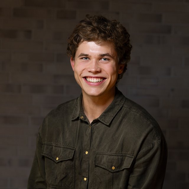 Trives i skjæringspunktet mellom mennesker og maskiner